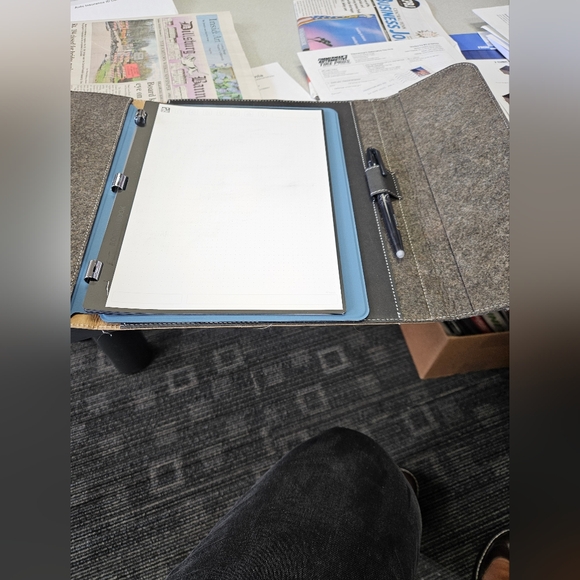 Charcoal Gray an - Picture 3 of 3